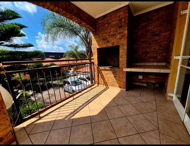 2 BEDROOM APARTMENT FOR SALE IN MONAVONI